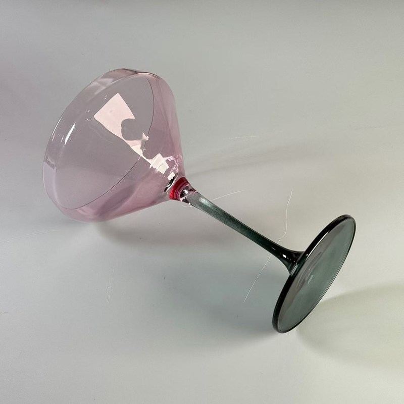 গুণ Hand-blow Color Gradient Wine Glass Set High Quality Crystal Wine Glass For Gift For Weeding কারখানা