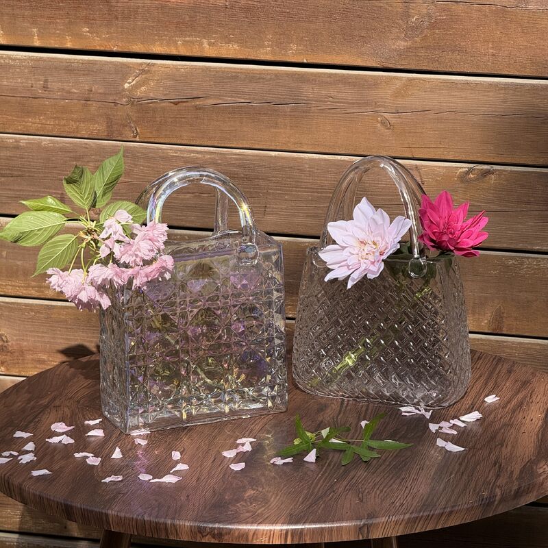গুণ Hand-Blown Diamond Pattern Glass Handbag Vase - Versatile Decorative Centerpiece for Home & Wedding Decor কারখানা