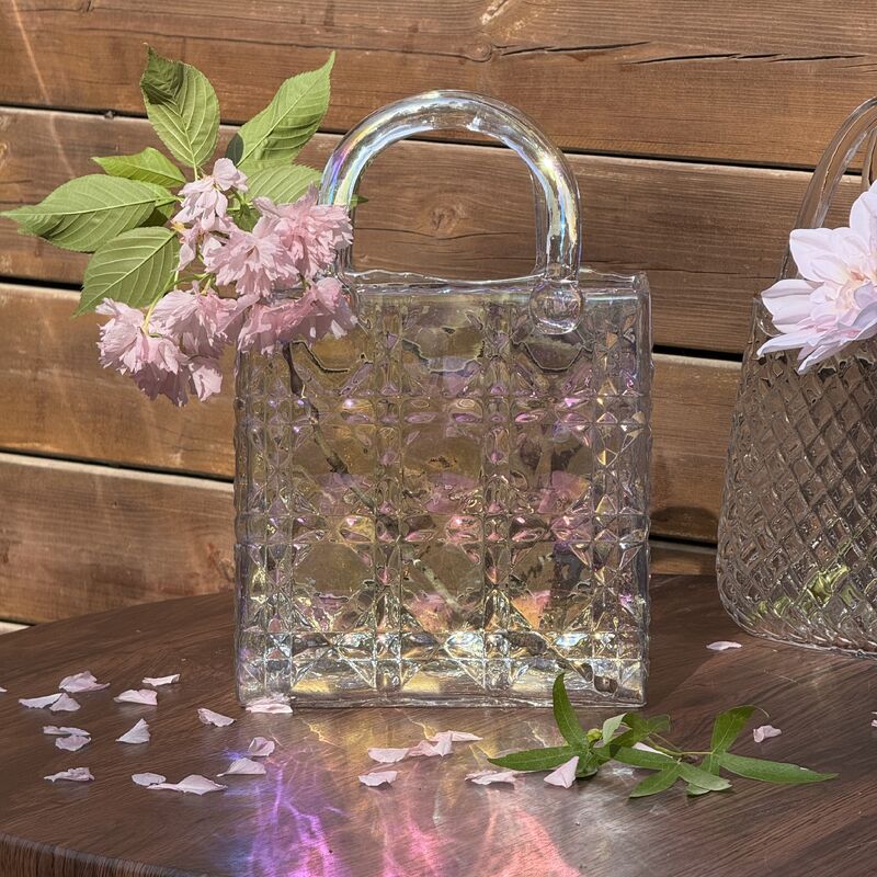 গুণ Hand-Blown Diamond Pattern Glass Handbag Vase - Versatile Decorative Centerpiece for Home & Wedding Decor কারখানা