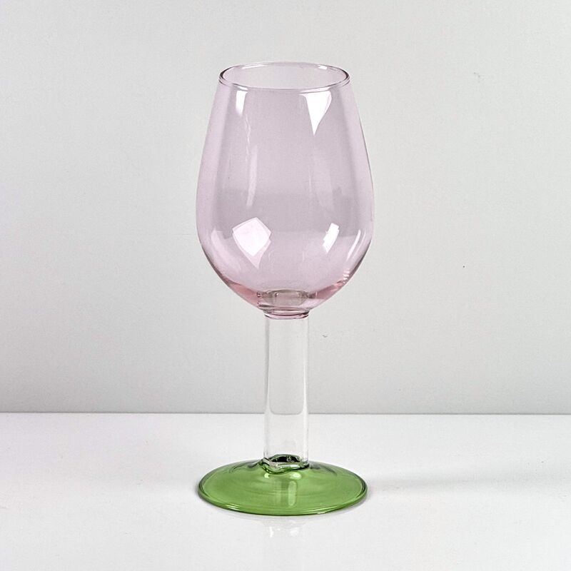 গুণমান Hand Blown Borosilicate Stemmed Wine & Cocktail Glass Set, Pink Bowl with Green Hollow Stem Base, Colored Spray Tinted Art Goblets for Bar, Wedding & Table Decor কারখানা