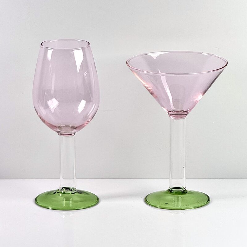 গুণমান Hand Blown Borosilicate Stemmed Wine & Cocktail Glass Set, Pink Bowl with Green Hollow Stem Base, Colored Spray Tinted Art Goblets for Bar, Wedding & Table Decor কারখানা