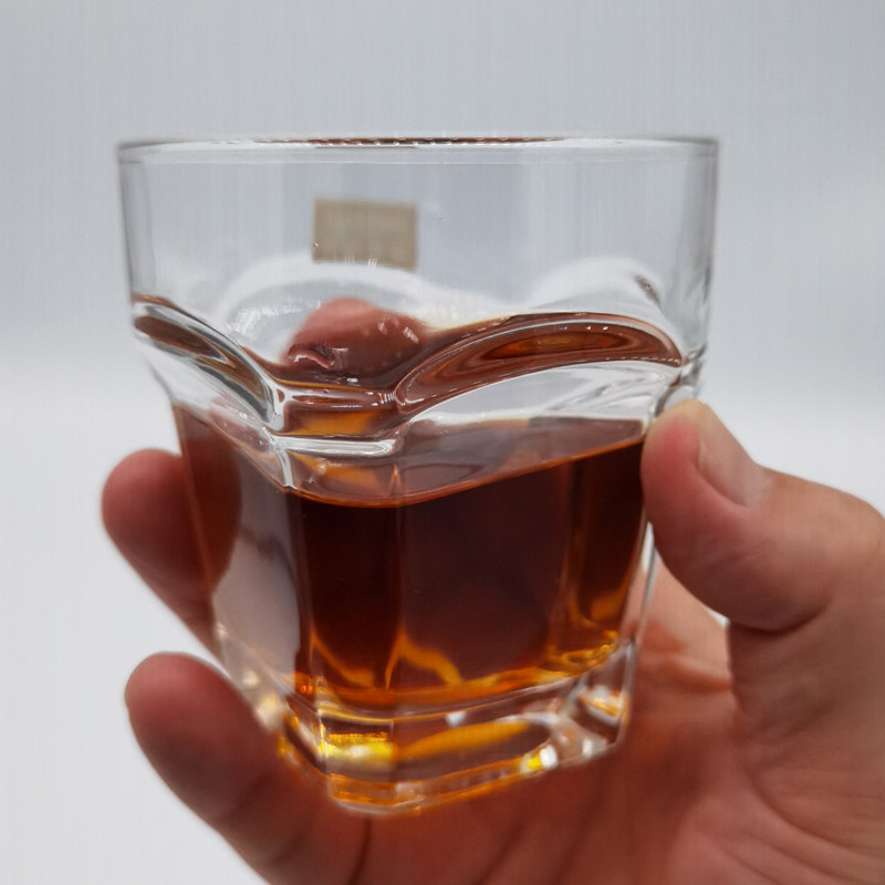 গুণ Transparent Square Bottom 10 Oz Whiskey Glasses For Home কারখানা