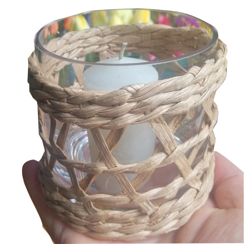 গুণ Round Creative Glass Candle Holders With Wicker Sleeve কারখানা