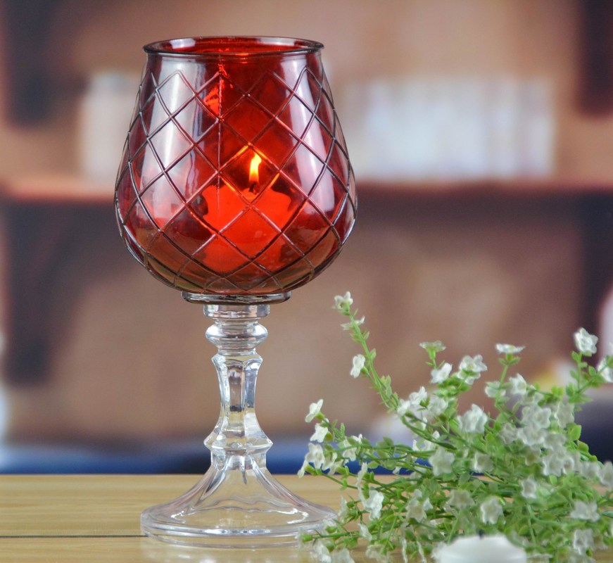 গুণ Handmade Ancient Pillar Candle Holders With Silver Foot কারখানা