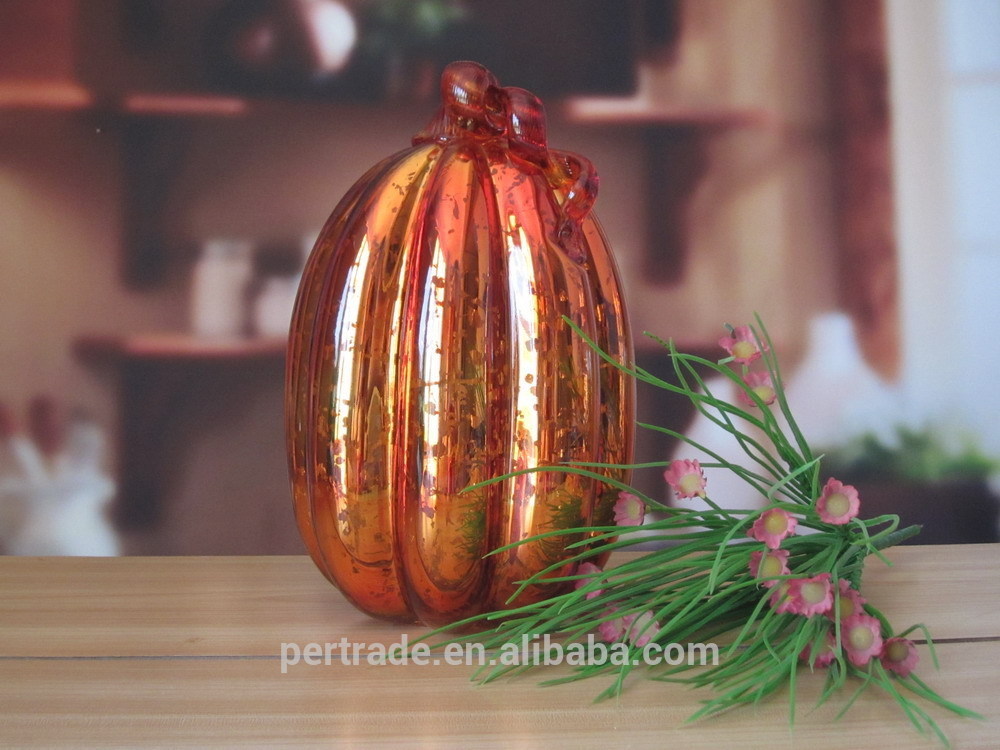 গুণ Pumpkin Lantern Antique Glass Candle Holders For Halloween কারখানা
