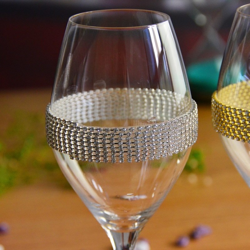 গুণ Diamonds Decorated Crystal Wine Glass As Anniversary Gift কারখানা