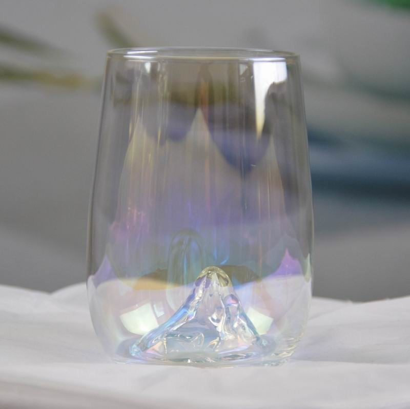 গুণ Ice Mountain Bottom Crystal Wine Glass With Ion Plated Irridescent কারখানা