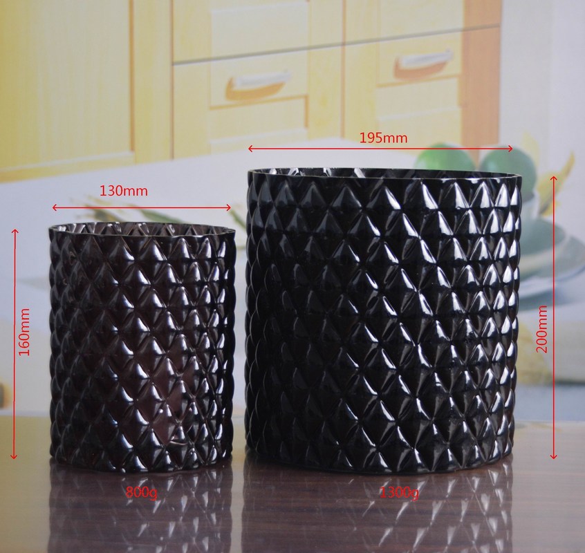 গুণ Emobossed Decorative Glass Vase কারখানা