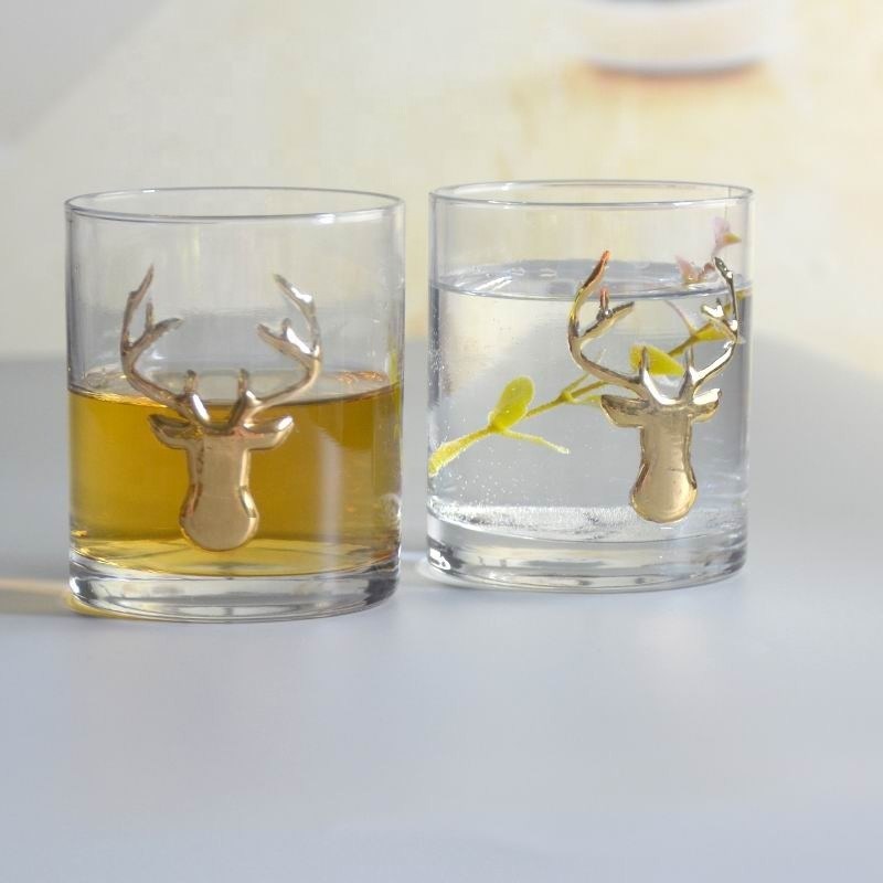 গুণ Decorative Round Personalised Whisky Glass For Christmas কারখানা