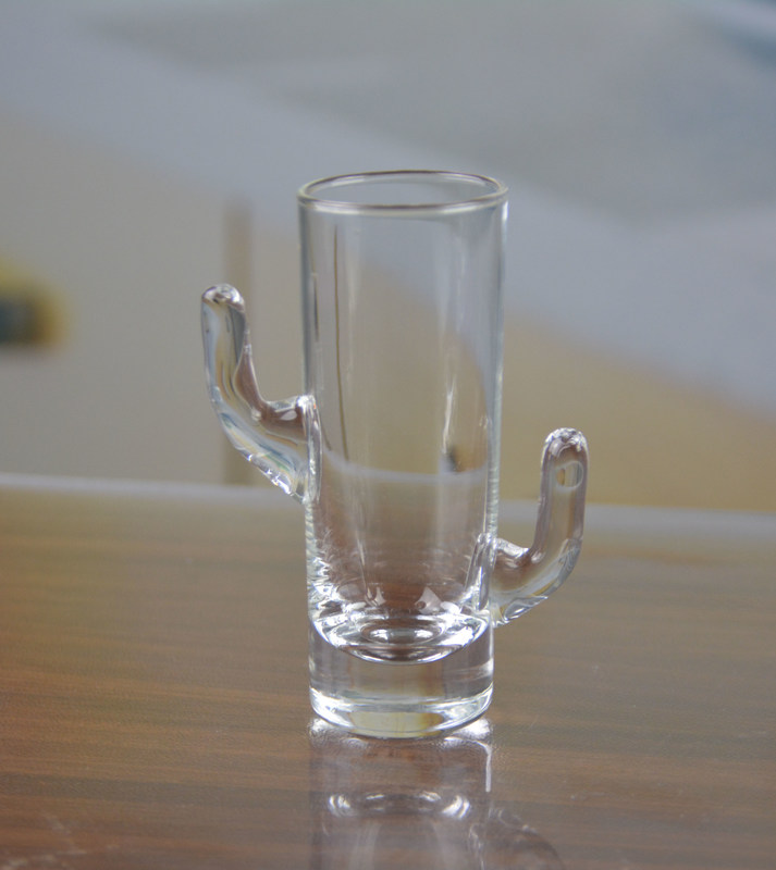 গুণ Wedding Favors Crystal 2 Oz Cactus Tequila Shot Glass কারখানা