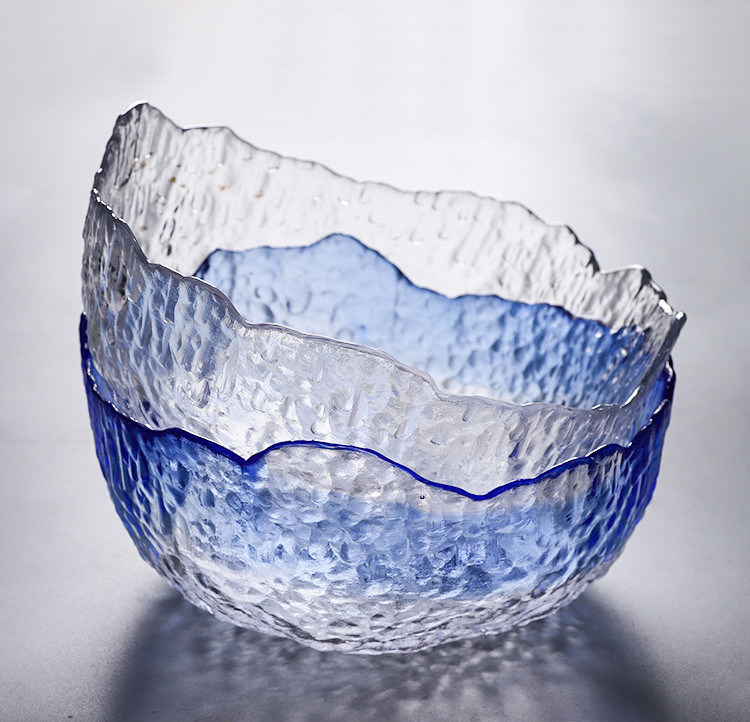 গুণ Hammered Pattern Irregular Shape Crystal Salad Serving Bowl কারখানা