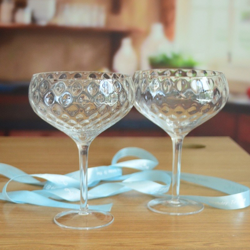 গুণ Optical Pineapple Shape Giant Crystal Cocktail Glasses কারখানা