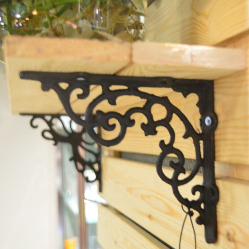 গুণ Vintage Classic Pattern Cast Iron Shelf Bracket For Shop কারখানা