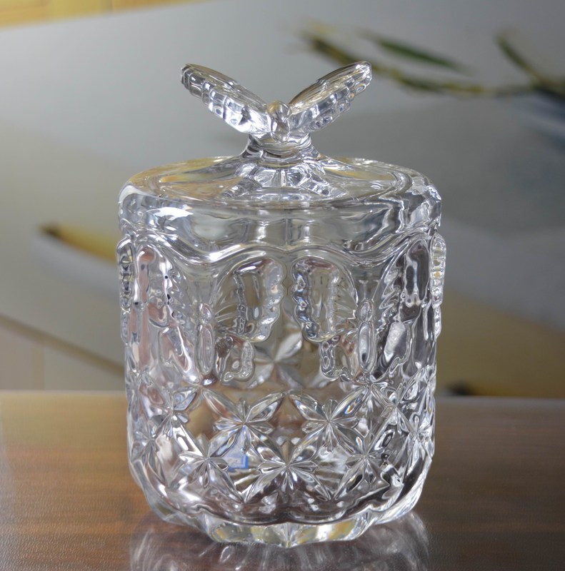 গুণ Butterfly Embossed Creative Crystal Glass Storage Jars কারখানা