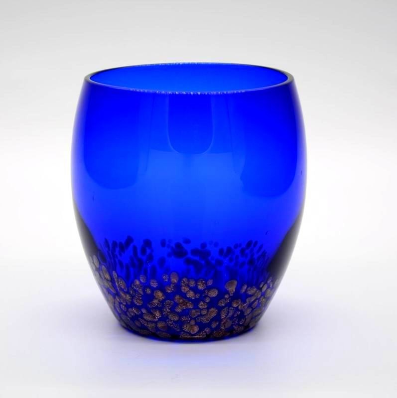 গুণ Solid Cobalt Blue Whisky Tumbler Glass With Golden Stone কারখানা