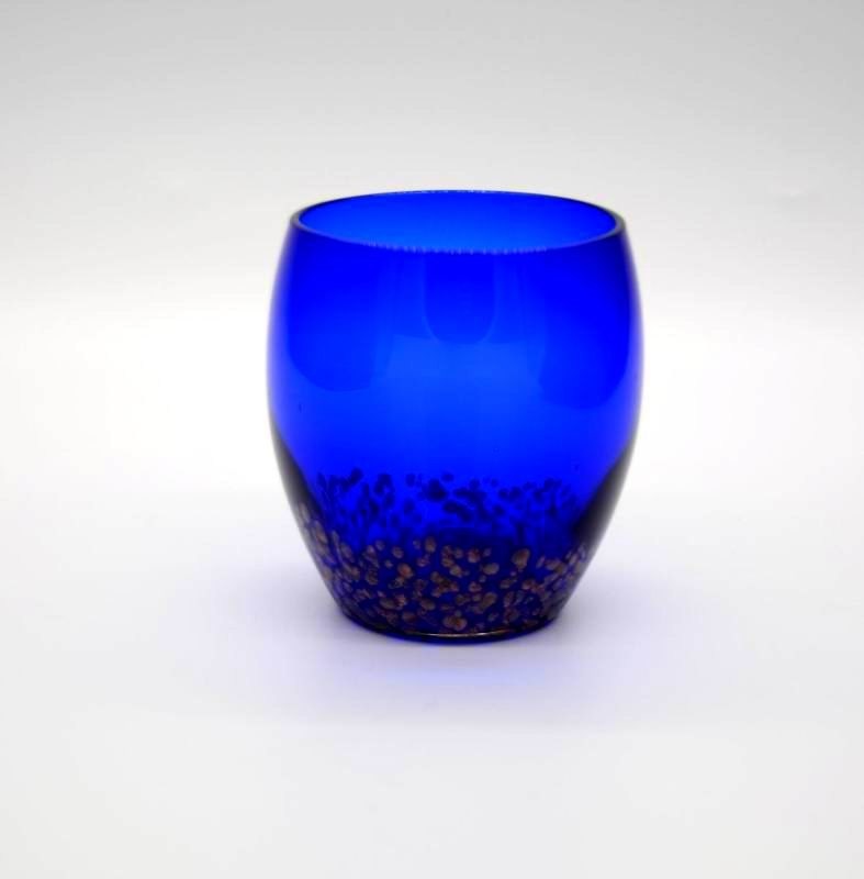 গুণ Solid Cobalt Blue Whisky Tumbler Glass With Golden Stone কারখানা