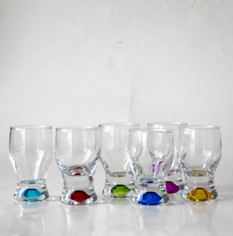 গুণ Handpainted Rainbowl Bottom Crystal Shot Glasses For Pub কারখানা