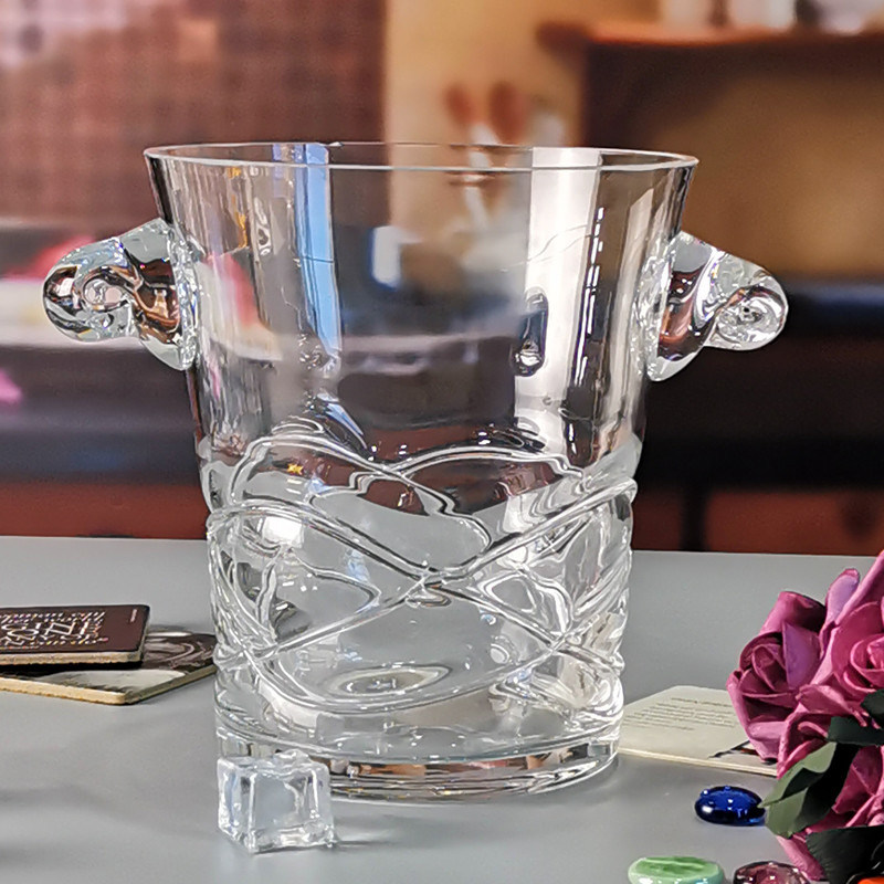 গুণ Unique Handmade Whiskey Glass With Inlaid Eyes Design কারখানা