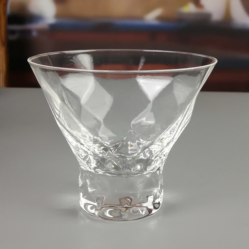 গুণ Lead Free Crystal Cocktail Glasses With Optical Diamonds Design কারখানা