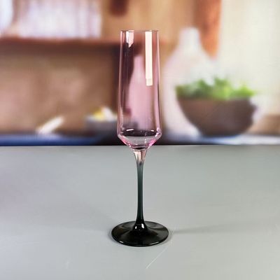গুণ Hand-blow Color Gradient Wine Glass Set High Quality Crystal Wine Glass For Gift For Weeding কারখানা