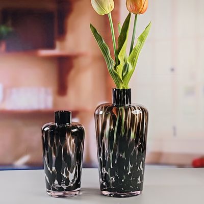 গুণ Handmade Amber Glass Vase Modern Unique Vase for Table Centerpiece Decorative Flower Vases for Home Office Wedding(S size) কারখানা