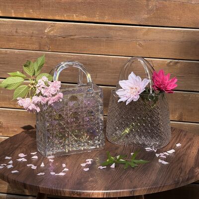 গুণ Hand-Blown Diamond Pattern Glass Handbag Vase - Versatile Decorative Centerpiece for Home & Wedding Decor কারখানা