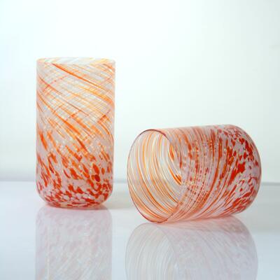 গুণ Hand-blown Orange Swirl Confetti Glass Cup - Artisan Crafted Drinking Glass for Whiskey and Cocktails কারখানা