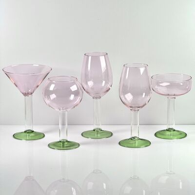 গুণমান Hand Blown Borosilicate Stemmed Wine & Cocktail Glass Set, Pink Bowl with Green Hollow Stem Base, Colored Spray Tinted Art Goblets for Bar, Wedding & Table Decor কারখানা