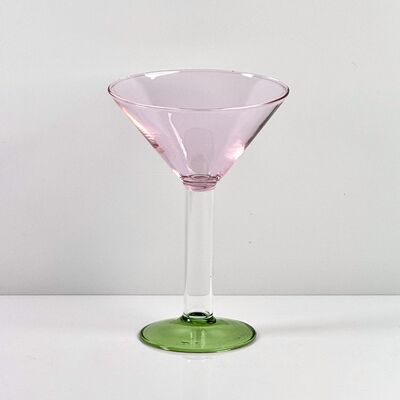 গুণমান Hand Blown Borosilicate Stemmed Wine & Cocktail Glass Set, Pink Bowl with Green Hollow Stem Base, Colored Spray Tinted Art Goblets for Bar, Wedding & Table Decor কারখানা