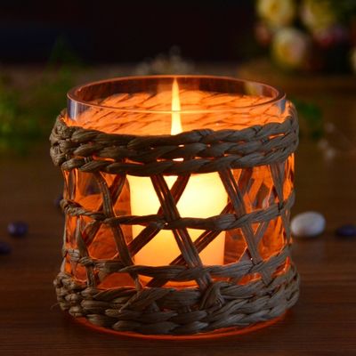 গুণ Round Creative Glass Candle Holders With Wicker Sleeve কারখানা
