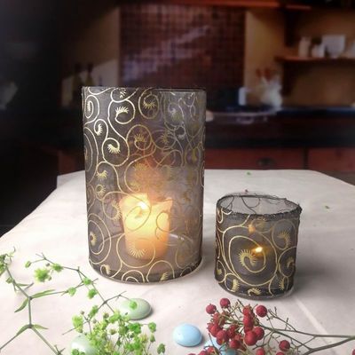 গুণ Decorative Handmade Silk Sleeve Coat Cylinder Candle Holders কারখানা