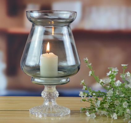 গুণ Handmade Ancient Pillar Candle Holders With Silver Foot কারখানা