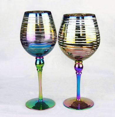 গুণ Laser Circles Pattern Iridescent Crystal Wine Glass With Pearl Stem কারখানা
