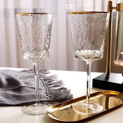 গুণ Hammer Texture Crystal Wine Glass In Triangle Shape কারখানা