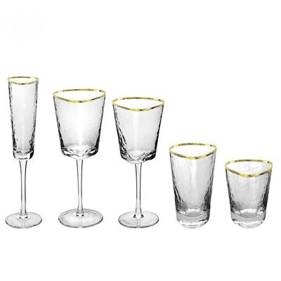 গুণ Hammer Texture Crystal Wine Glass In Triangle Shape কারখানা