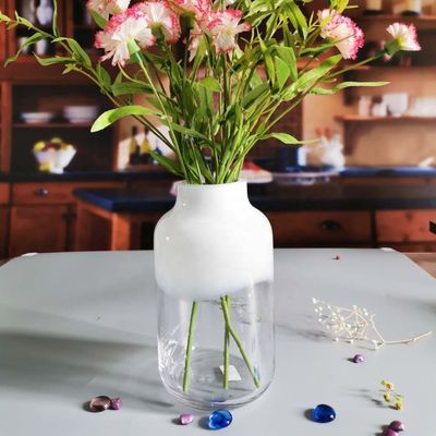 গুণ Hand Made Solid White Top Half Ceramic Glass Jar Vase কারখানা