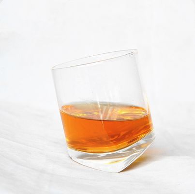 গুণ Lead Free Slanted Bottom Round Whiskey Tasting Glasses কারখানা