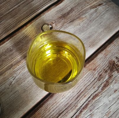 গুণ Retro Style Metal Base Rock Glass Handmade Whiskey Glass , Crystal Whisky Glasses কারখানা