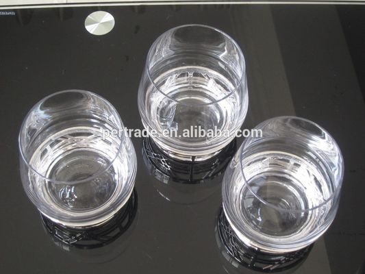 গুণ Retro Style Metal Base Rock Glass Handmade Whiskey Glass , Crystal Whisky Glasses কারখানা