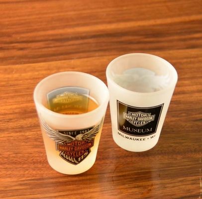 গুণ 1.5oz Frosted High End Unique Shot Glasses For Liquor কারখানা