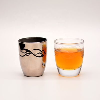গুণ Platinum 50ml Unique Shot Glasses With Branded Decal Logo কারখানা