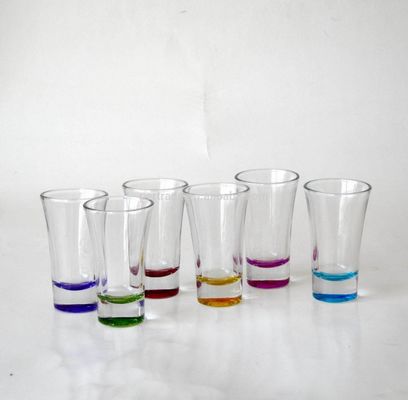 গুণ Handpainted Rainbowl Bottom Crystal Shot Glasses For Pub কারখানা