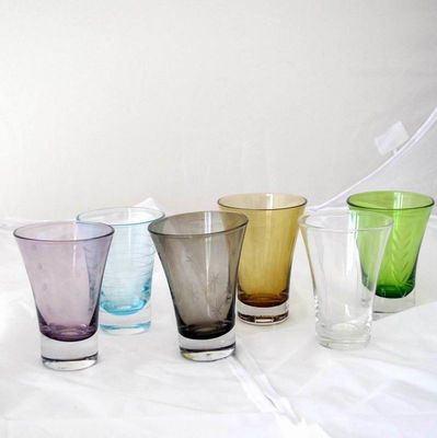 গুণ 2oz Six Color CIQ Unique Shot Glasses For Liqour Promotion কারখানা
