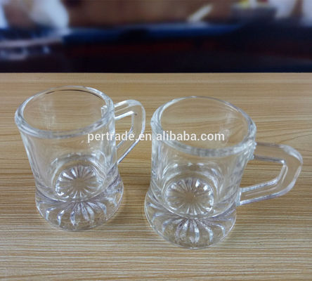 গুণ Customize Unique Shot Glasses , Mini Shot Glasses With Embossed Bottom কারখানা