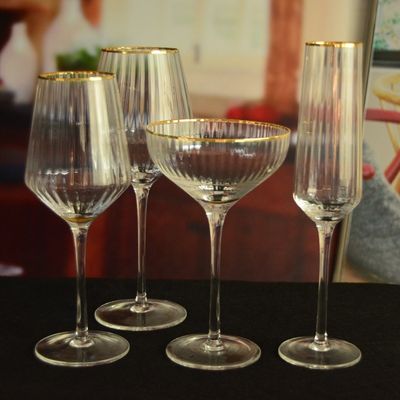 গুণ Customize Gold Rim Optical Stripes Crystal Cocktail Glasses কারখানা