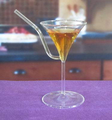 গুণ Borosilicate Vintage Cocktail Glasses With Straw কারখানা