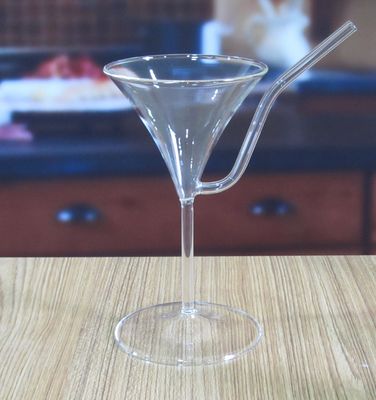 গুণ Borosilicate Vintage Cocktail Glasses With Straw কারখানা