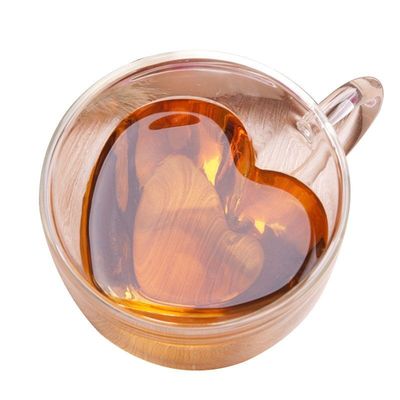 গুণ Creative Lover Heart Shape Borosilicate Transparent Tea Cups কারখানা