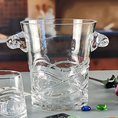 গুণ Unique Handmade Whiskey Glass With Inlaid Eyes Design কারখানা