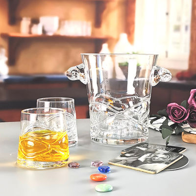 গুণ Unique Handmade Whiskey Glass With Inlaid Eyes Design কারখানা